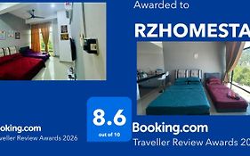 Rzhomestay